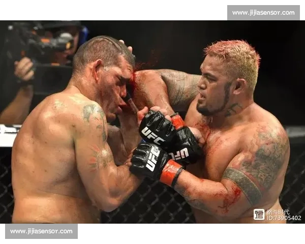 马克亨特对决战警巅峰重炮碰撞硬汉意志终极较量之夜世界级拳力盛宴